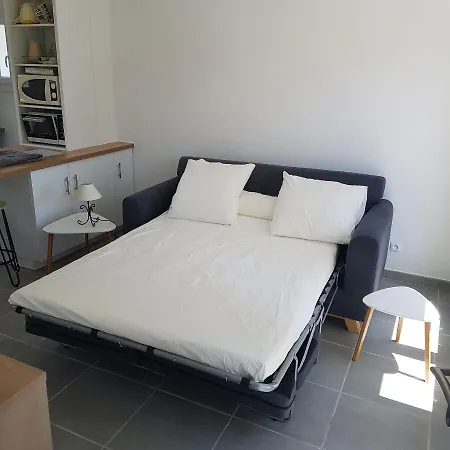 Les Lucioles Apartman